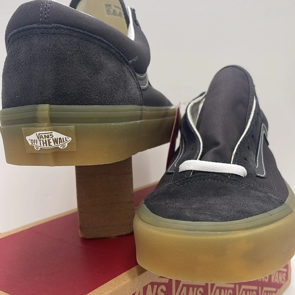 Vans Men’s Style 36 Gum Asphalt
VN0A54F6107 Sneakers - Picture 8 of 16